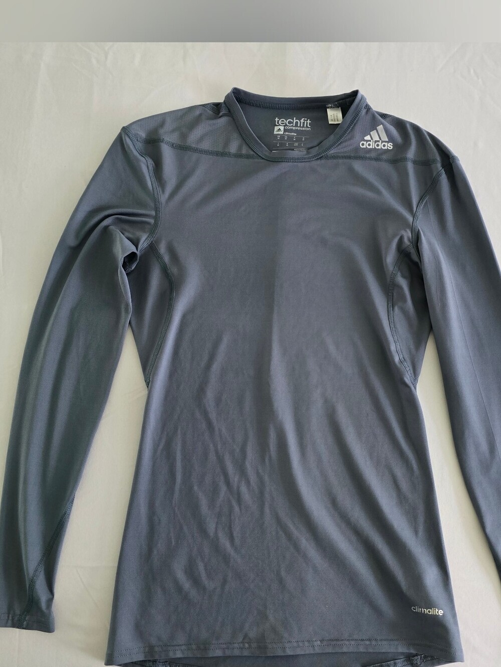 Adidas Tech Fit Compression Long Sleeve Size Medium - Picture 2 of 10